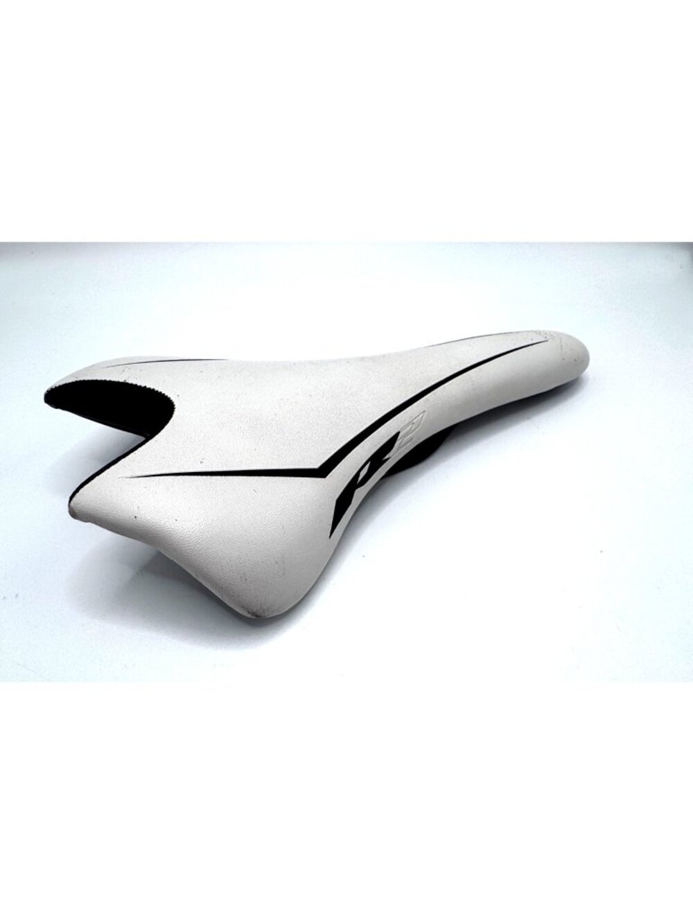 Bontrager Race R1/RL series White/Black Padded Bike Saddle Cutout 10.5"